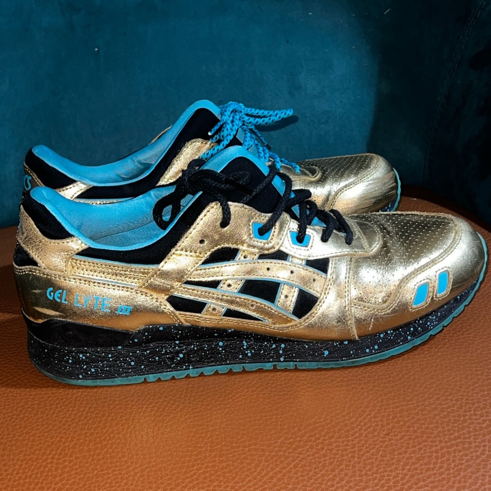 ASICS GEL-Lyte Ill x Villa× Wale Intercontinental
Champion 2016. Size 11
